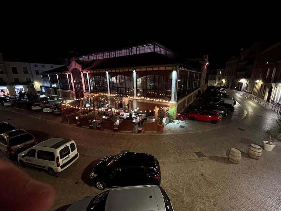 Vue Sur La Place Des Halles, Art Apparts 베지에 외부 사진