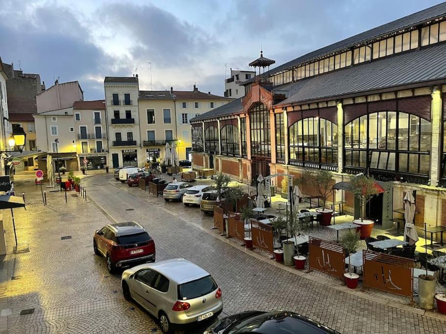 Vue Sur La Place Des Halles, Art Apparts 베지에 외부 사진